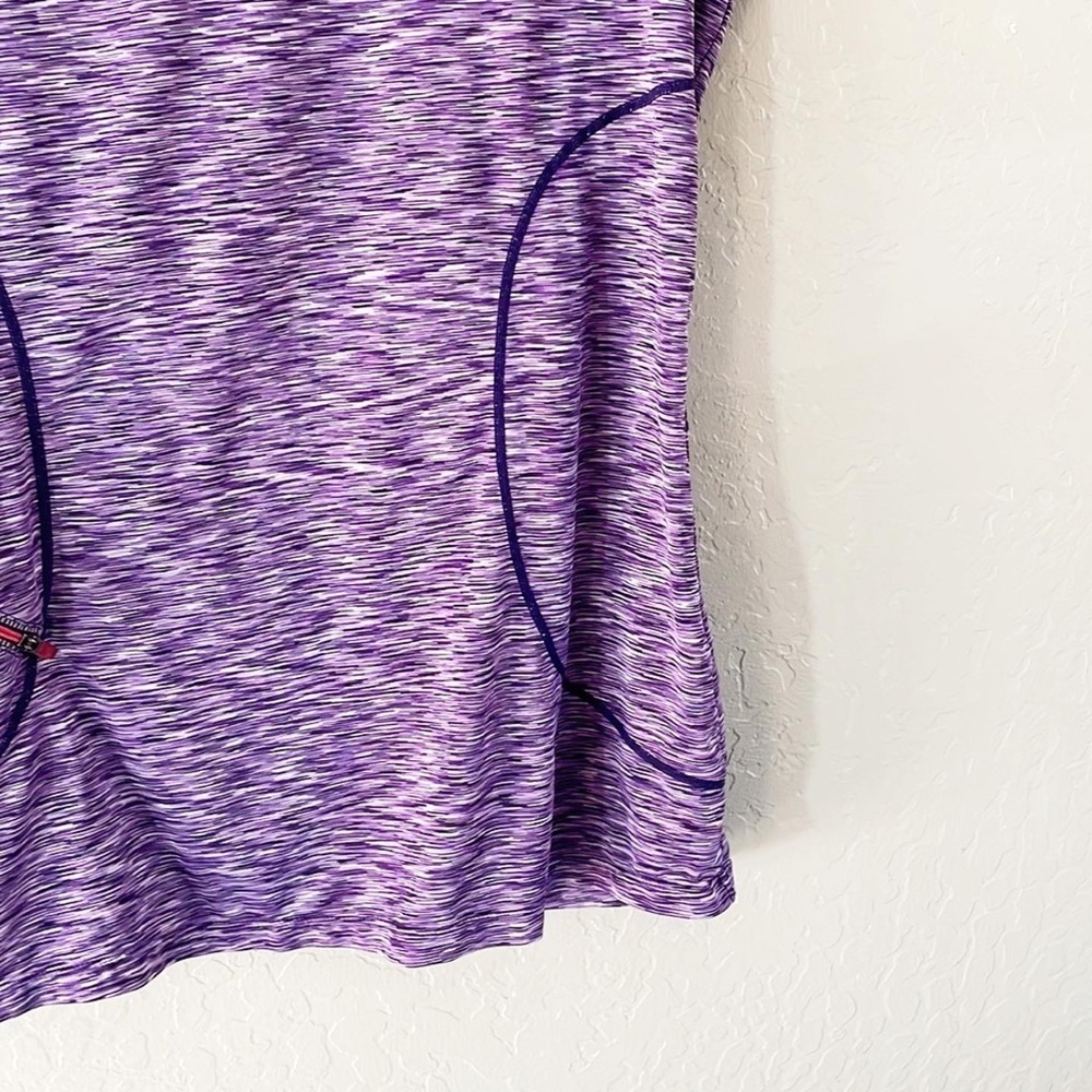 🌿Final Sale Athleta V Neck Athletic Shirt - Picture 5 of 9